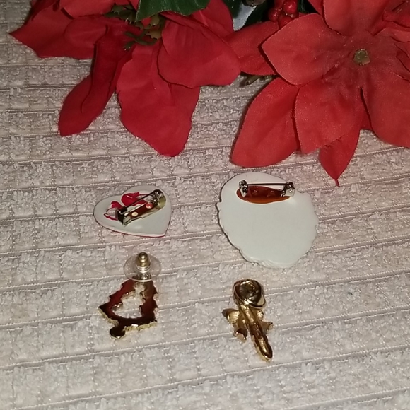 CHRISTMAS PINS - Picture 3 of 4